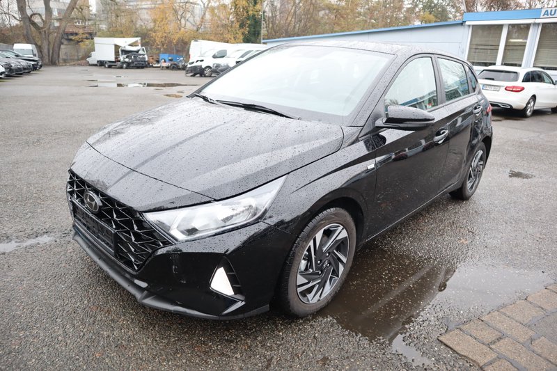 Hyundai i20 Trend Mild-Hybrid Autom. gebraucht kaufen in Hamburg Preis ...