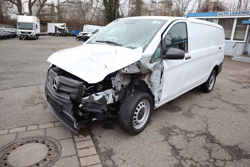 Mercedes Vito Kasten